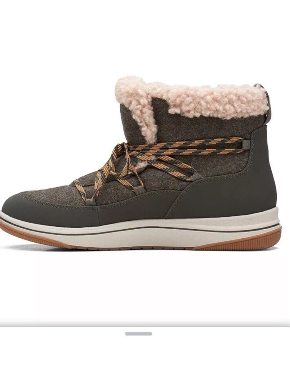 🔥NWOB🔥 Clarks® Cloudsteppers Breeze Glacier Women's 10 Winter Boots NEW
